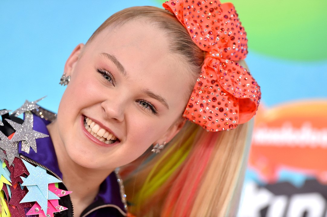 Aww! JoJo Siwa and Her Girlfriend Just Made Things Instagram Official