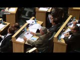 صراخ نيابي وانتقادات للحكومة أثناء جلسة 