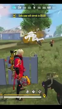 - ajjubhai​ total gaming got scared from his fan's _rolling_on_the_floor_laughing__rolling_on_the_floor_laughing___- shorts​__- freefire​ ( 720 X 406 )