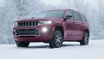 2021 Jeep® Grand Cherokee L Overland Snow Driving