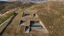 Ce repère caché sur une île grecque est digne des plus belles villas de james Bond