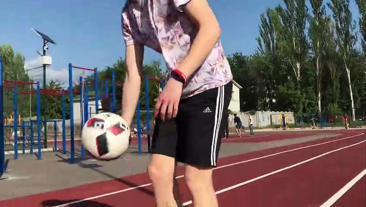 FOOTBALL FREESTYLE  - FEATURING ARTIX