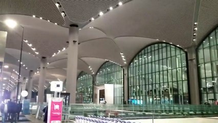 وأخير سفري إلى بلادي العزيز الجزائرماما تصدمت مسكينة مافهمت ولو❤وصرحتكم واش كنت مخبية في قلبى❤