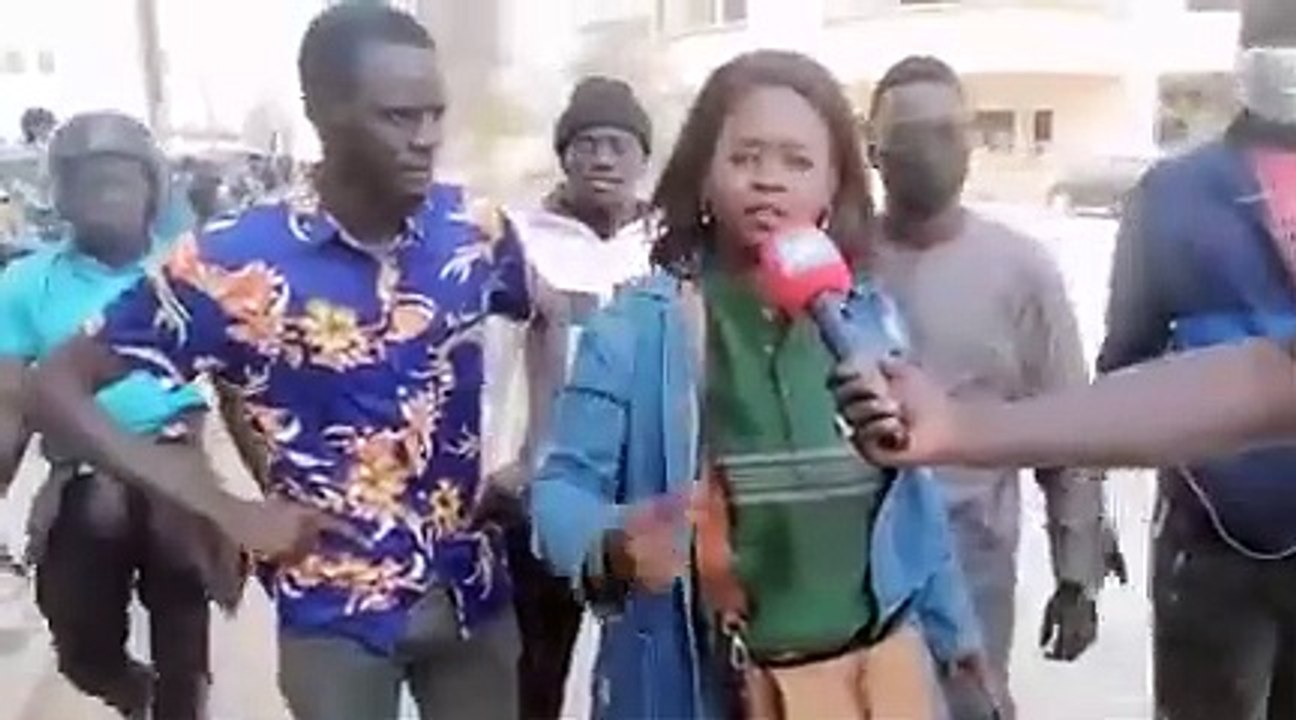 Une opposante tacle  la fille qui accuse  Sonko de viol : "Adji Sarr tu es une honte . Tu as sali la peau des femmes Sénégalaises"