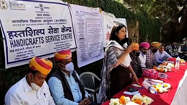 स्वरोजगार से जोडऩे शिविर में भरवाए ऋण आवेदन