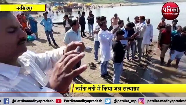 सहकारी समितियों के प्रदर्शन का 7वां दिन, कर्मचारियों ने शुरु किया जल सत्याग्रह