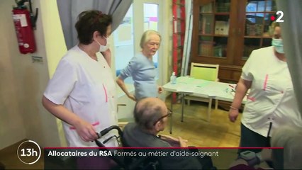 Solidarité : des allocataires du RSA se reconvertissent et deviennent des soignants