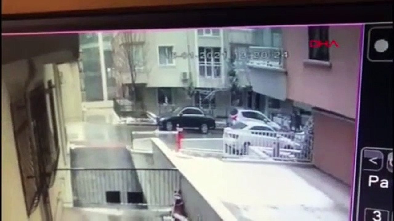 Selçuk Özdağ'a saldırının yeni görüntüleri ortaya çıktı