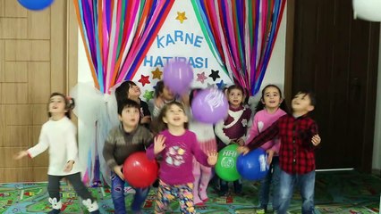 Suriyeli yetimlerin karne sevinci!