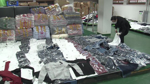 진짜 같다 ...인터넷으로 '짝퉁' 옷 팔아 60억 원 / YTN