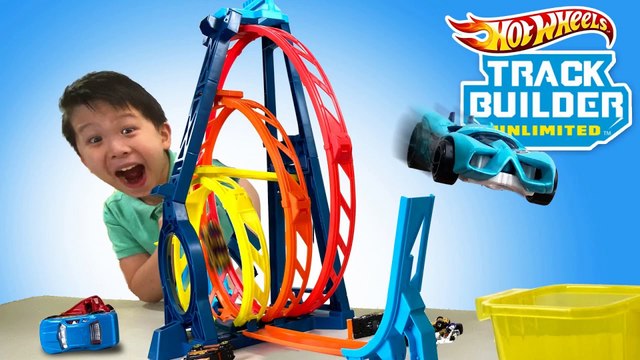 Hot Wheels Triple Loop Kit (Track Builder Unlimited) Unboxing