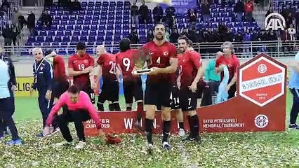 Veteran milliler Gürcistan'da şampiyon