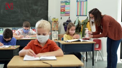 This is Why It’s So Important to Sanitize Your Phone Often