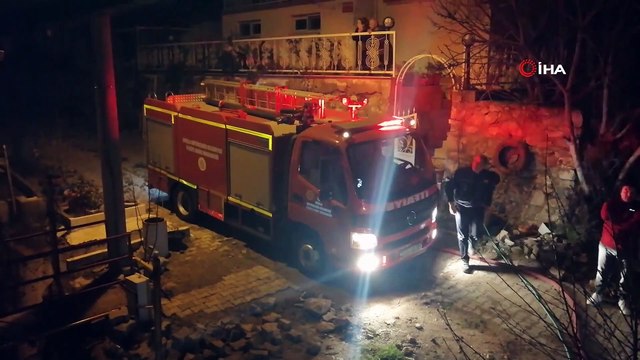 Çatıda çıkan yangın paniğe neden oldu