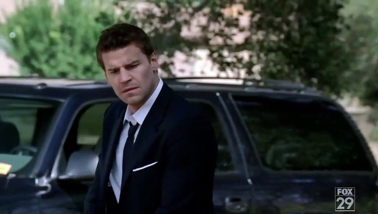 Bones 3x12 - "Dancing Phalanges"
