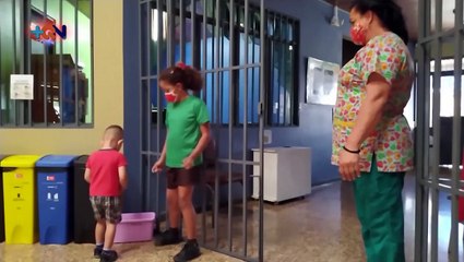 mqn-Niños protagonistas en proyecto que transforma tapas de plástico en madera-090221