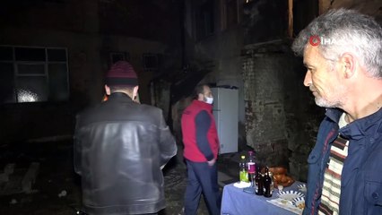 Polis kaçak meyhaneye dönüştürülen mekânı müşteri kılığında bastı