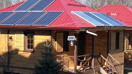 Evine kurduğu sistemle 15 yıldır elektriğe para vermiyor