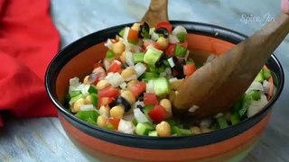 Greek chickpea salad