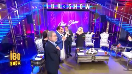 İbo Show'a damga vuran usta isimlerin köşe kapma oyunu!