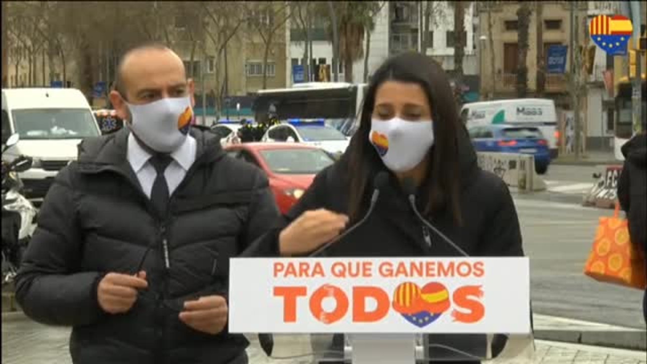 Arrimadas: "Hay que acabar con el 'tridente de la ruina'; Iglesias, Colau y ahora los Comunes en la Generalitat"