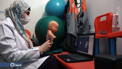 سوريون يبتكرون طرقاً جديدة للعلاج الفيزيائي في زمن كورونا