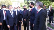 - Cumhurbaşkanı Yardımcısı Oktay, KKTC Meclis Başkanı Sennaroğlu ile bir araya geldi
