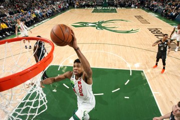 Best of Giannis Antetokounmpo's career lefty dunks