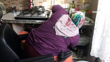 İki bacağını kaybeden anne Melek Çoban hayatını çocuklarına adadı