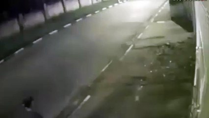 Gasp edileceğini anlayan adam bakın ne yaptı!