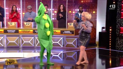 La danse très darka entre Yann déguisé en petit pois et Sandrine !