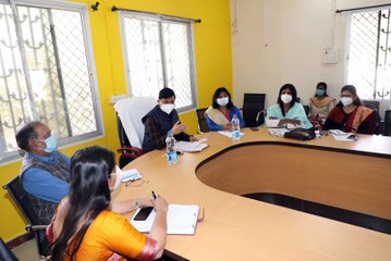 कलेक्टर ने पोलायकलां तहसील को आदर्श बनाने के लिए बैठक ली