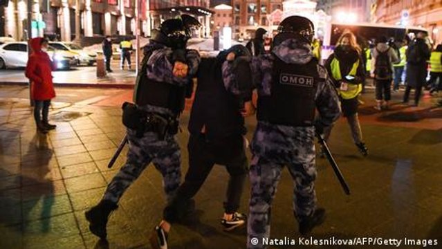 Russland: Polizei verhaftet Nawalny-Unterstützer