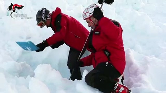 Esercitazione soccorso valanga, Carabinieri sul Monte Cimone (10.02.21)