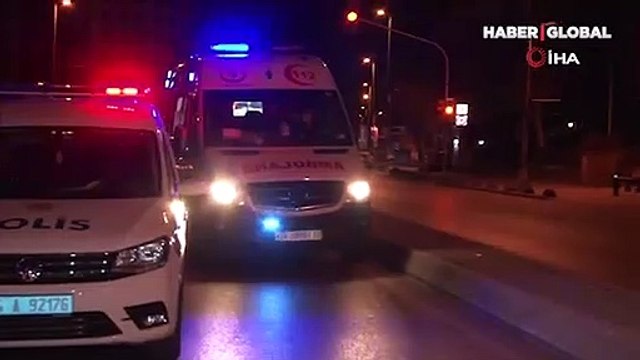 Kız arkadaşının yaralandığını görünce gözyaşlarına hakim olamadı