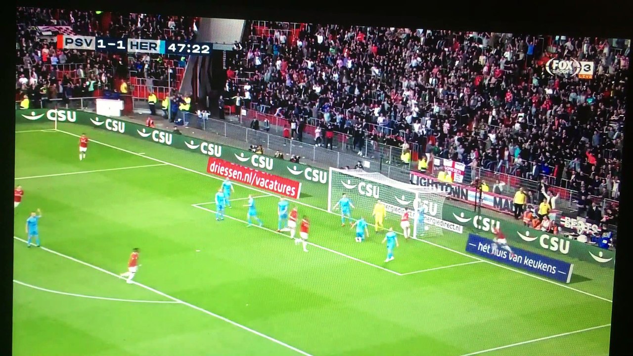 Nick Viergever * CB * PSV