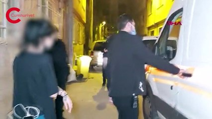 Uzaklaştırma kararı aldıran eski sevgilisine bıçakla saldırdı, yaralı kadını komşuları kurtardı