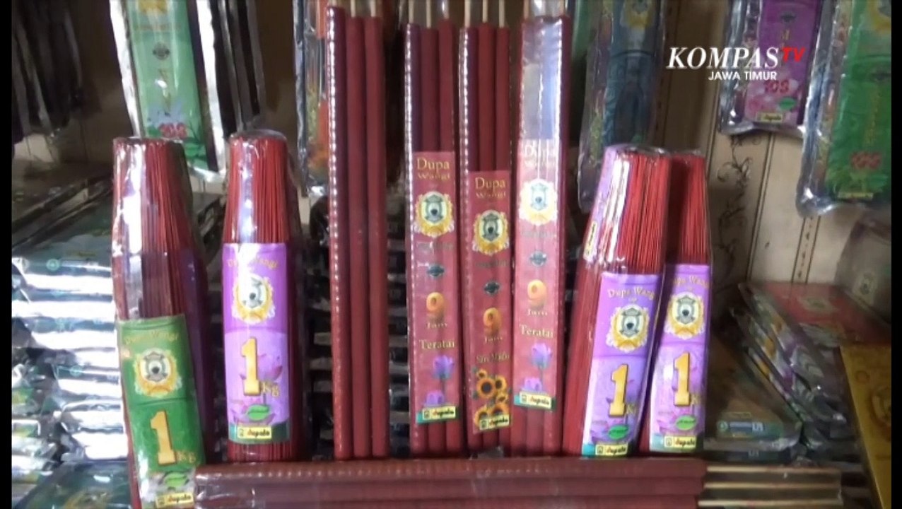 Jelang Imlek Produsen Dupa Kebanjiran Pesanan