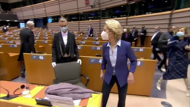 Úrsula von der Leyen reconoce errores de la UE en la gestión de las vacunas