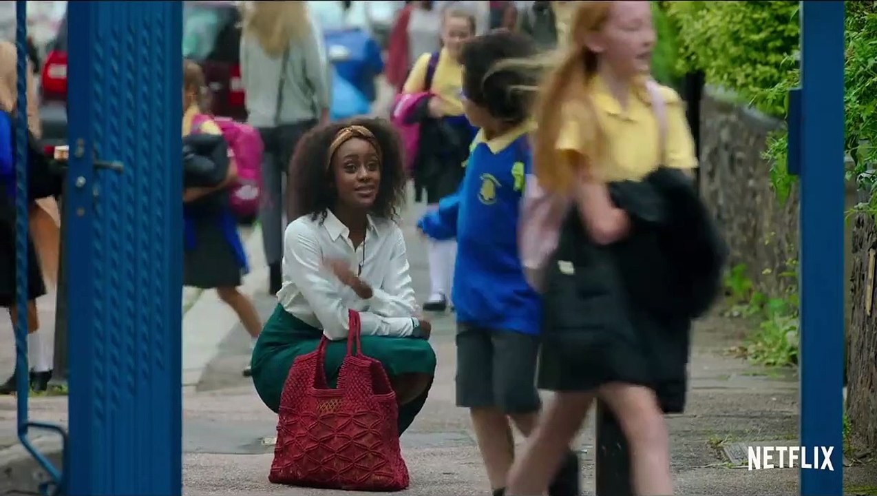 Mon Amie Adèle saison 1 Bande-annonce VO (2021) Simona Brown, Tom Bateman