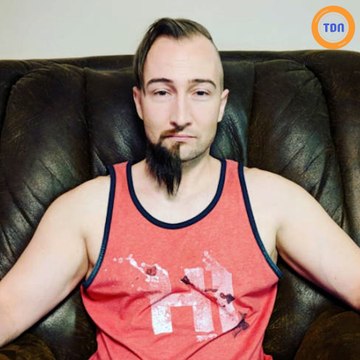 Découvrez la mi-barbe : la nouvelle tendance WTF pour les hommes !