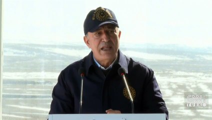 Bakan Akar: Sığınaklarını başlarına yıktık