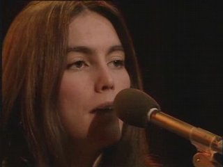 Emmylou Harris - You Never Can Tell (C'est La Vie) 1977