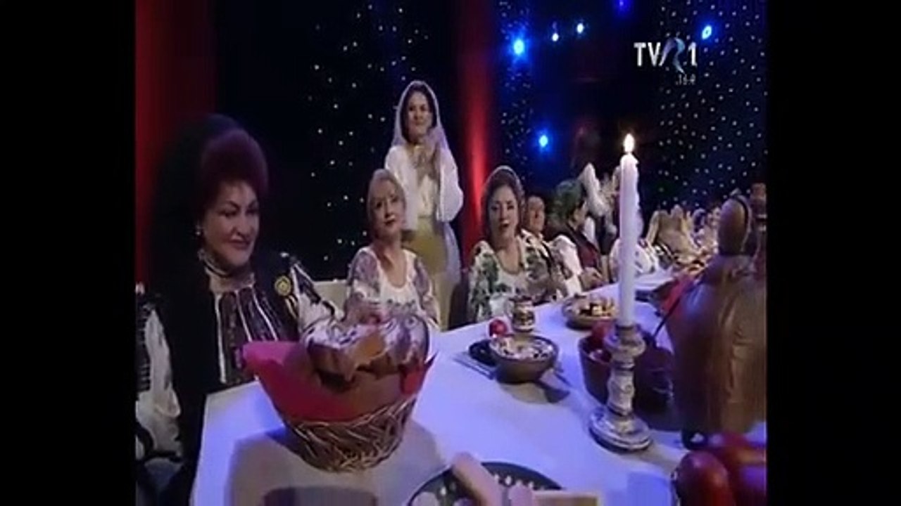 Stefania Rares - Mi-am cusut ie cu flori & Hutulca (La masa de Pasti - TVR 1 - 12.04.2015)