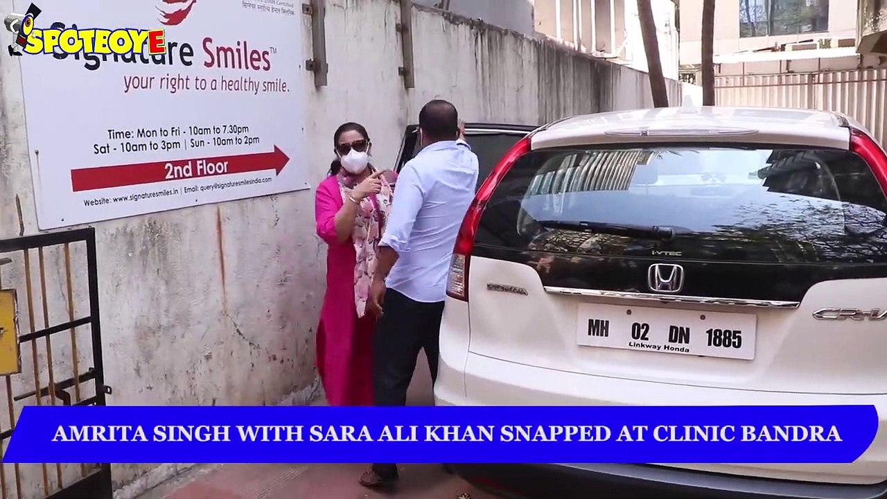 Amrita Singh with Sara Ali Khan Spotted at Clinic Bandra