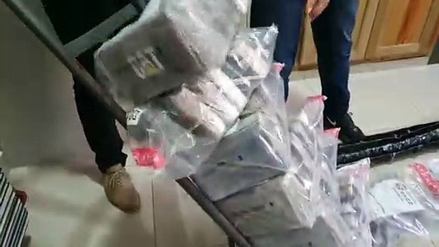 Autoridades ocupan 60 paquetes presumiblemente cocaína en San Pedro de Macorís