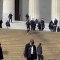 La Vice Présidente Kamala Harris fait son jogging sur les marches du Lincoln Memorial