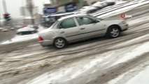 Kar Yağışı Başkent’te Sürücülere Zor Anlar Yaşattı