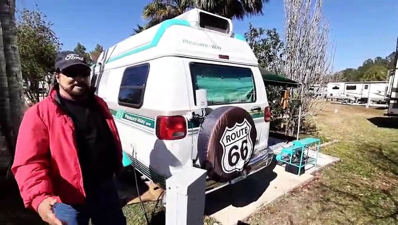1994 Pleasure-Way STW Class B Camper Van RV Motorhome Tour RV Van Life Living In A Van Full-Time