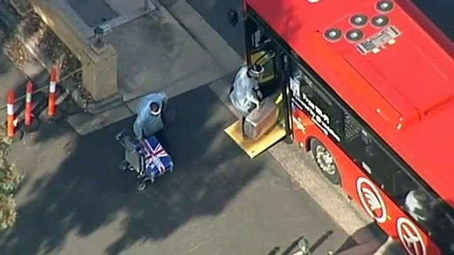 Melbourne's Holiday Inn COVID cluster grows to 11 cases